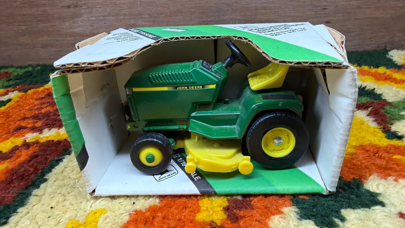 John Deere Model Lawn and Garden Tractor