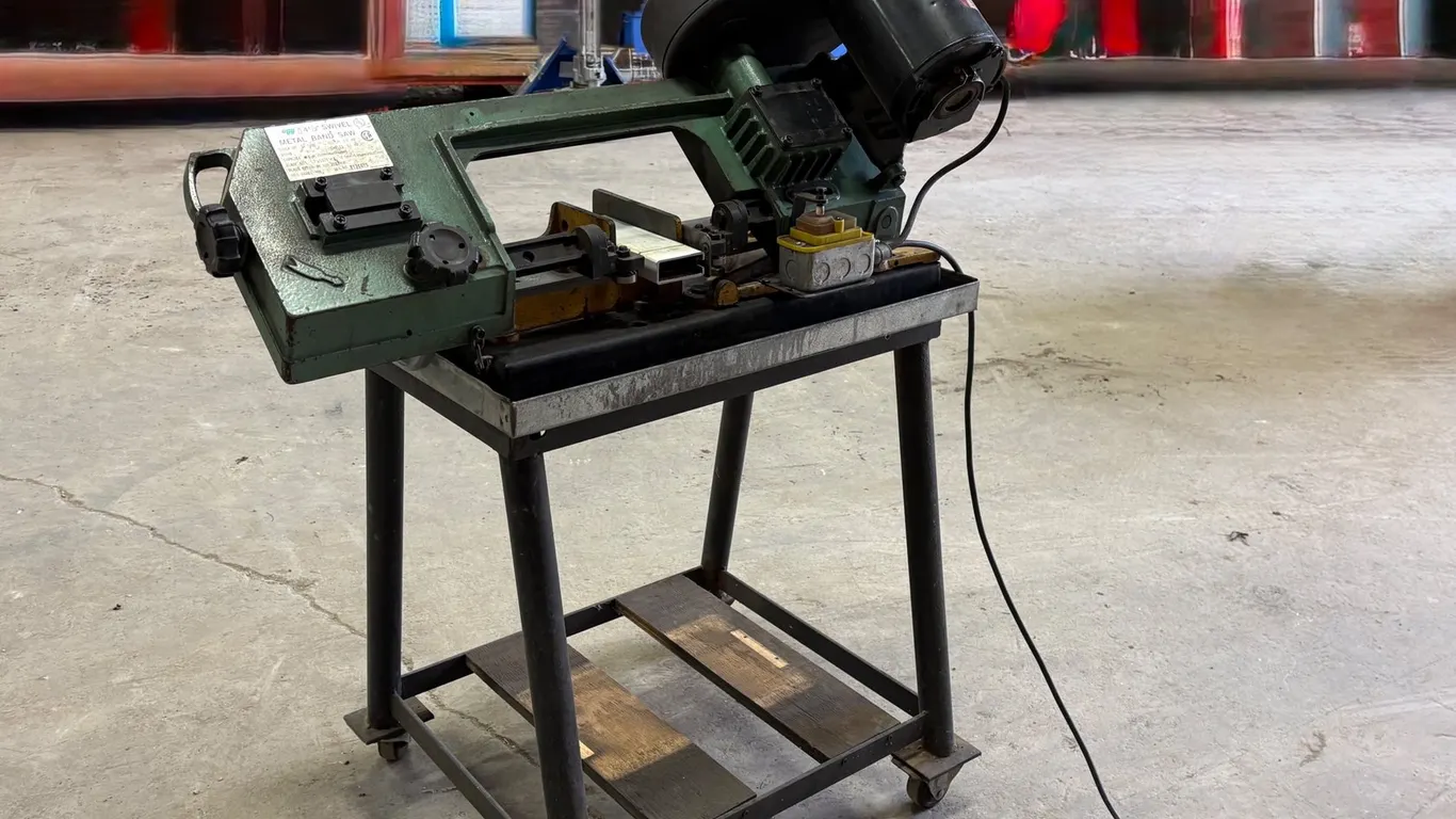 Power Fist 4-1/2" Swivel Metal Bandsaw