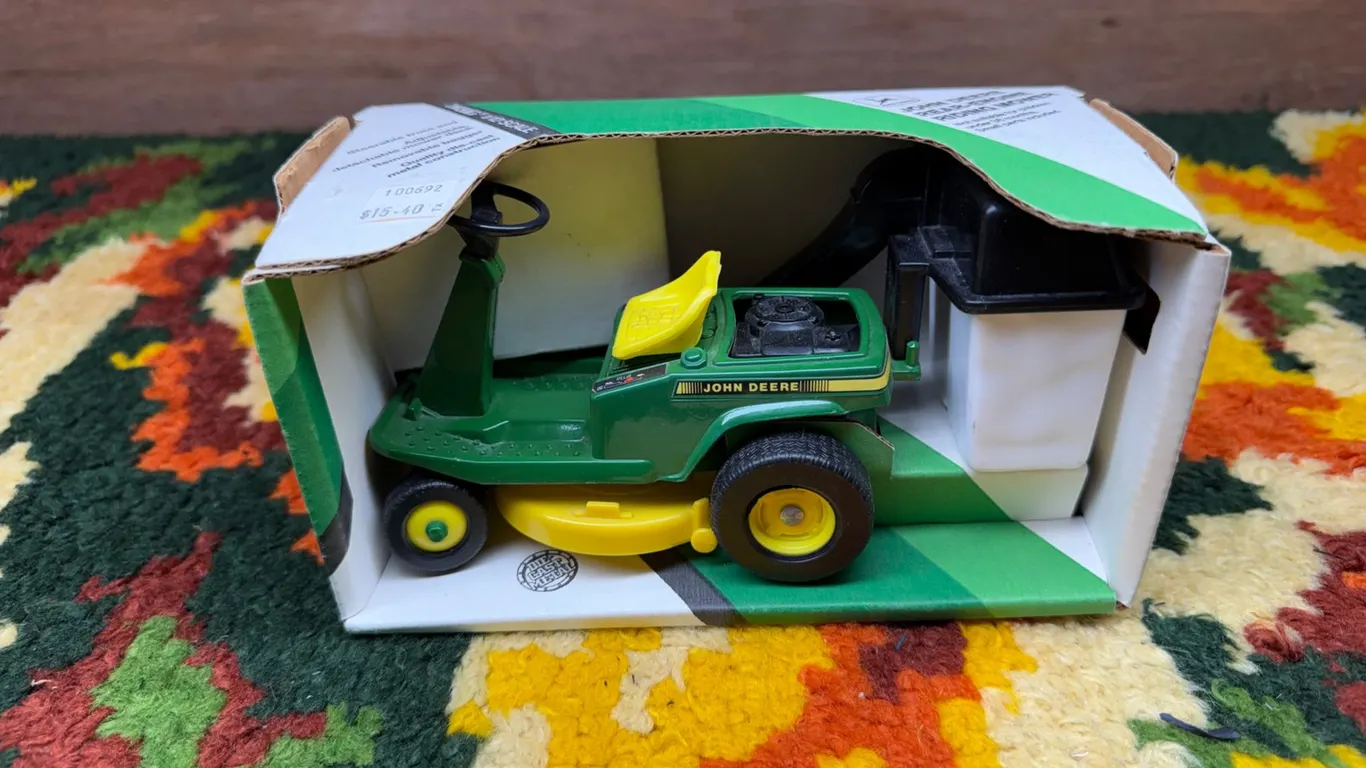 John Deere Model Rear Engine Riding Mower