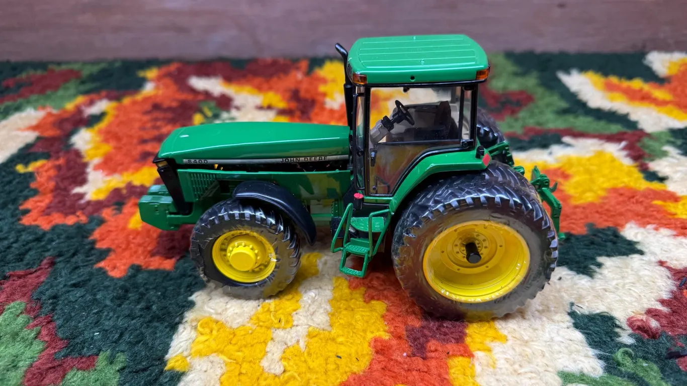 John Deere Diecast Model 8400 Tractor
