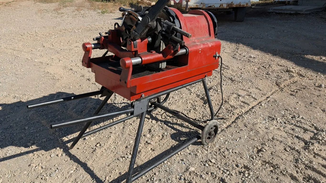 Northern Industrial 4" Electric Pipe Threader