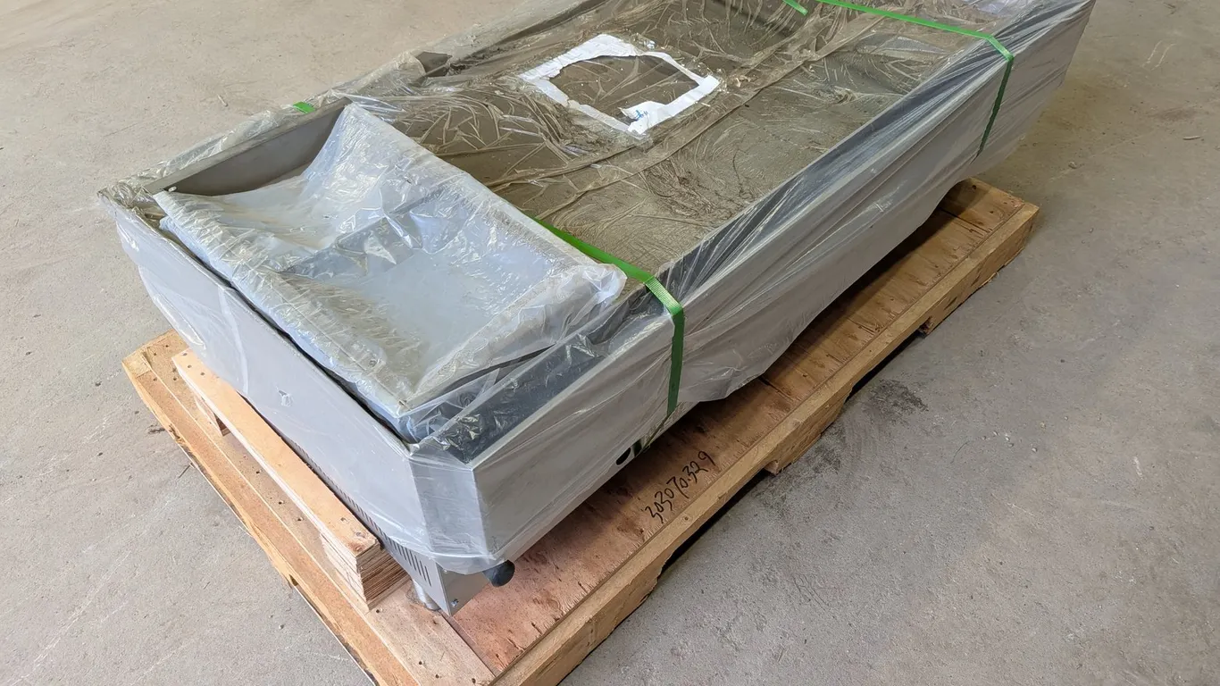 Unused Vollrath 60" Flat Top Grill