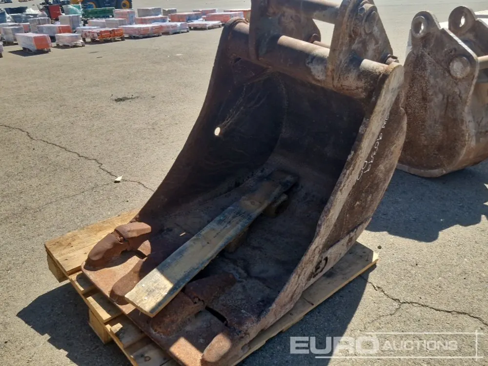 770mm Digging Bucket