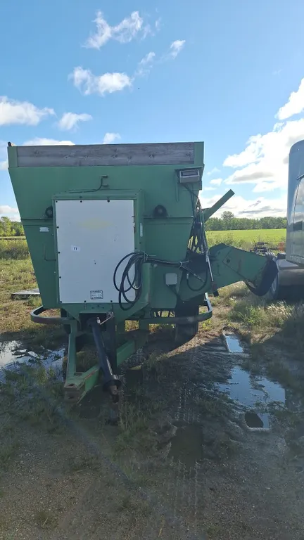 Kwick feed mixer
