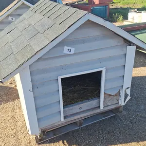 Dog house with siding, 42"x42"