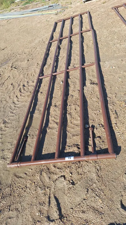 17Ft Long x 4 Ft H, Has a little damage