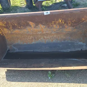 Loader bucket