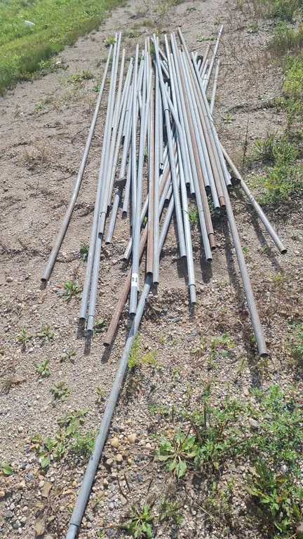 Approximately 30 Pipes. 1 1/4" Diameter, 10Ft to 16Ft long
