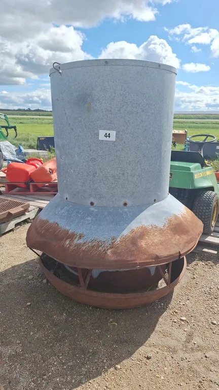 Large self feeder. 5Ft H and 4Ft in the bottom