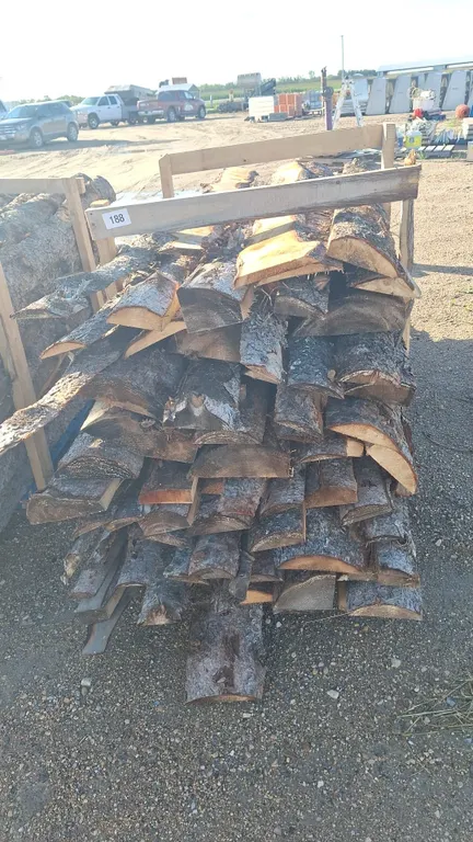 1 Lift of 8 Ft spruce slabs