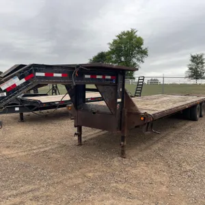 2014 PJ Gooseneck Trailer (Has MN Title)