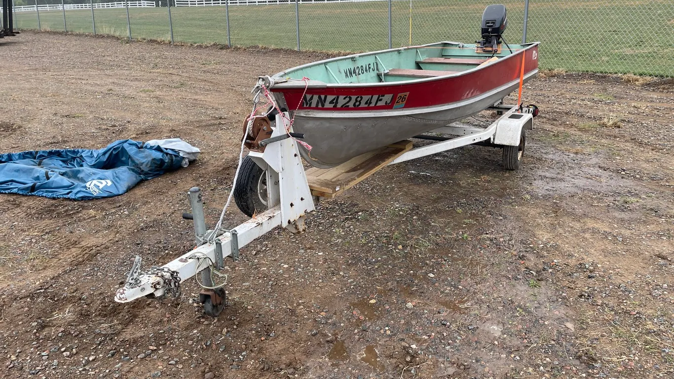 1974 Lund Bass Troller Boat with Skycraft Trailer (Sells Bill of Sale)