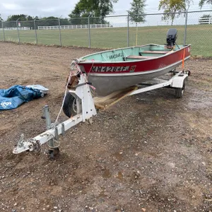 1974 Lund Bass Troller Boat with Skycraft Trailer (Sells Bill of Sale)