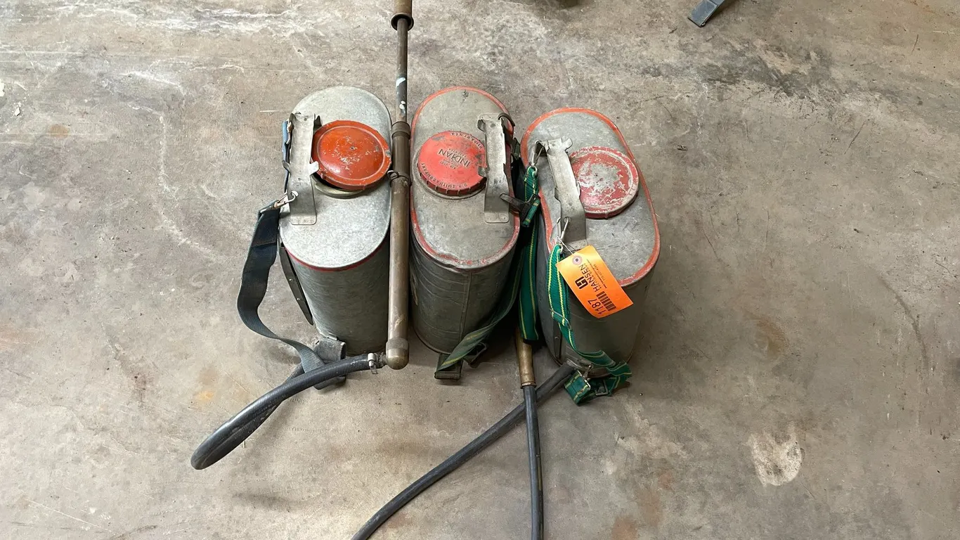 (3) 5 Gallon Backpack Tanks