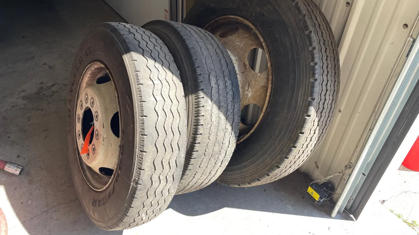 (3) Tires on Rims