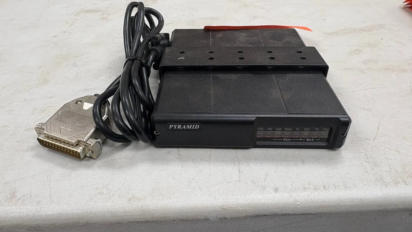 Pyramid VHF Transceiver