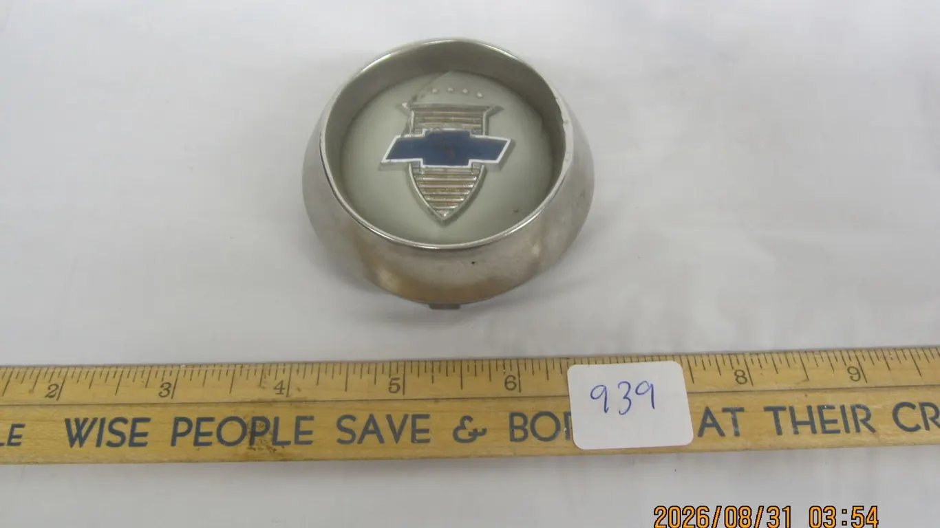 939. Antique Chevrolet Horn Button