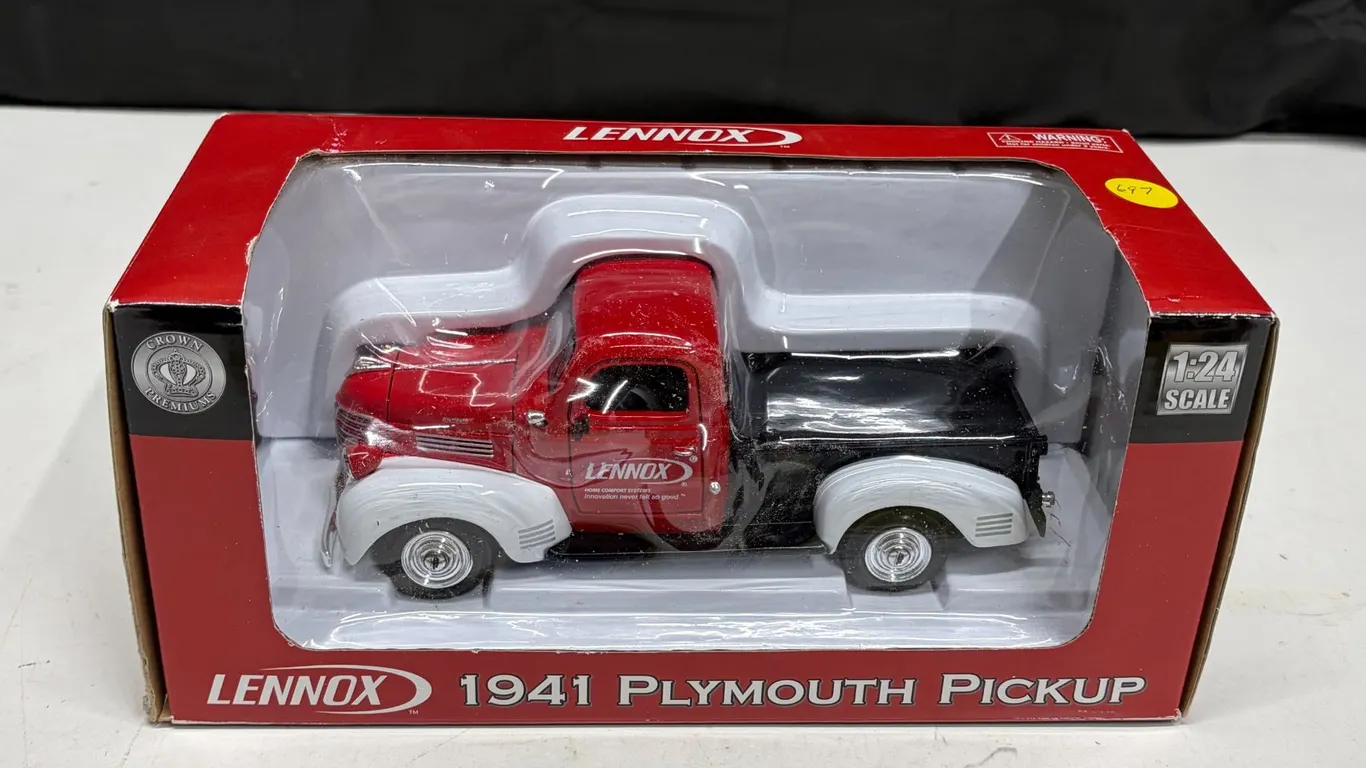1:24 Scale 1941 Plymouth “Lennox” Pick-Up Truck