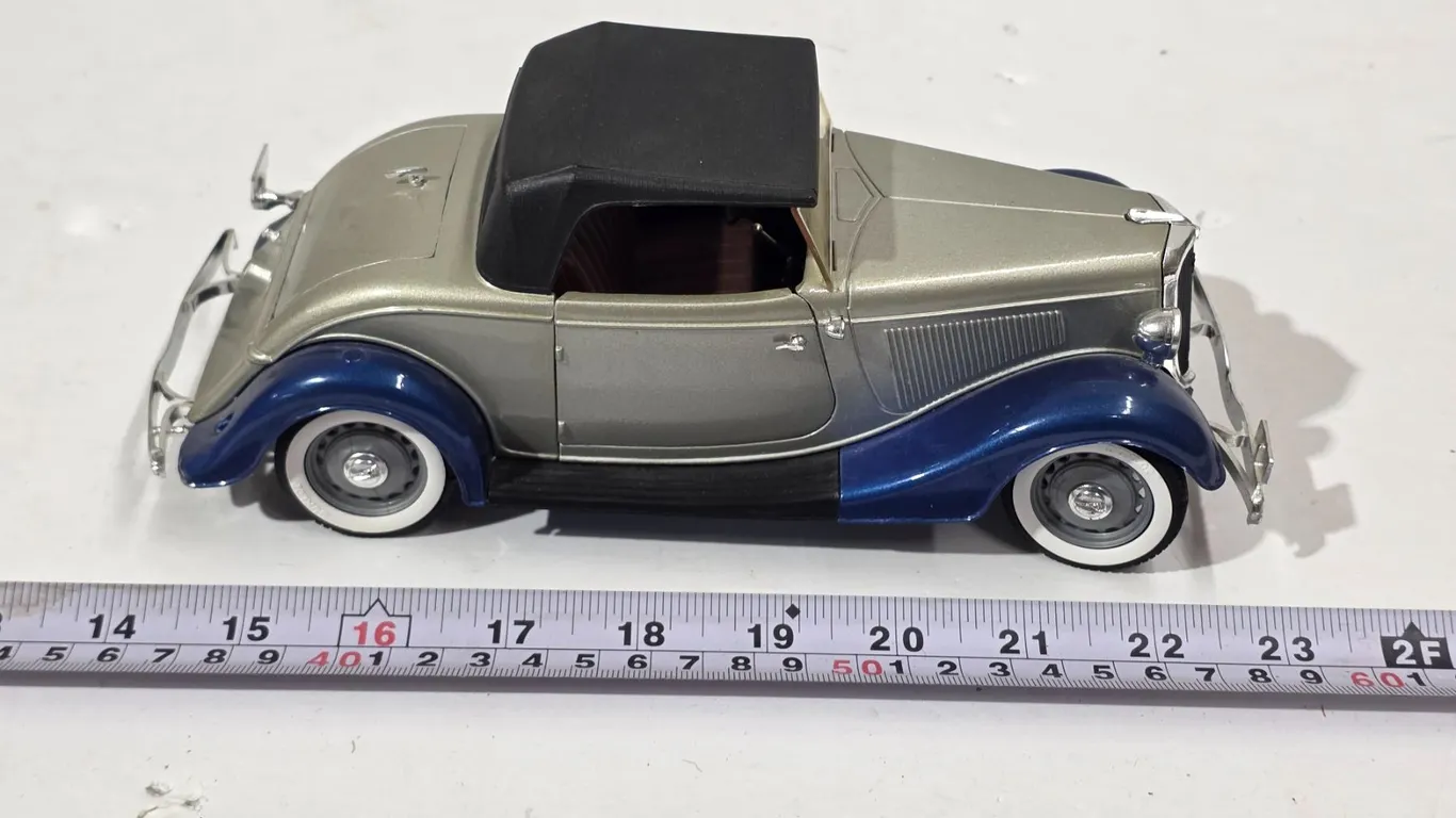 1930’s Ford Model Car