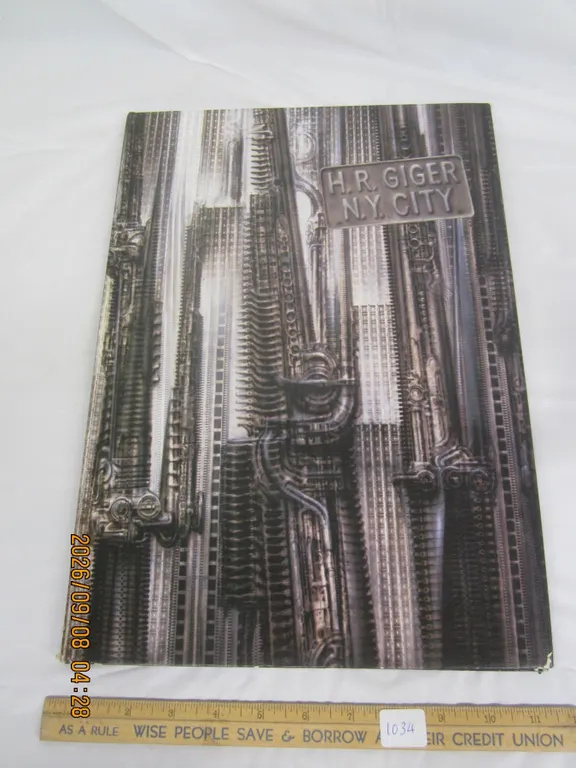1034. H.R. Giger Ailen Large Deluxe N.Y. City Book This Artist Helped Create the Ailen Monster Movie