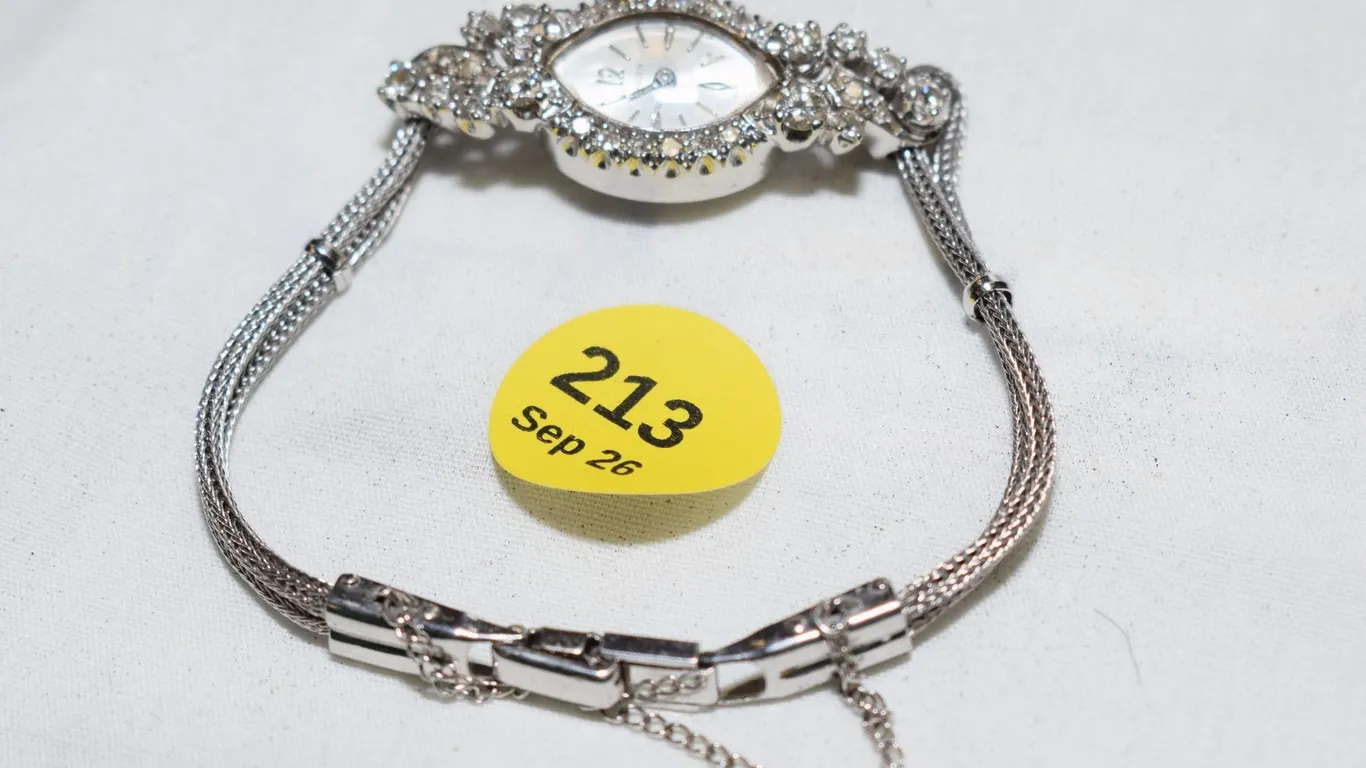 WOW! Gruen Ladies 14k White Gold Cocktail Watch w/ Diamond Setting – Near Mint –