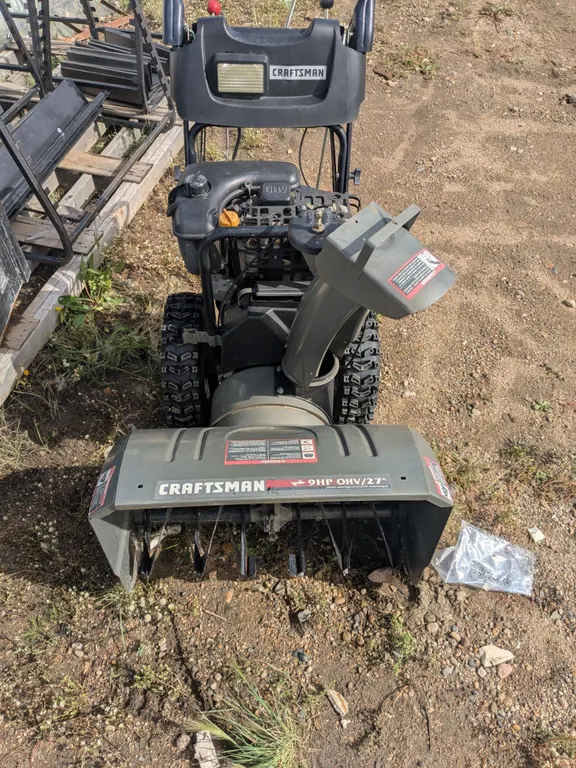 Craftsman 27" Snowblower, 9HP