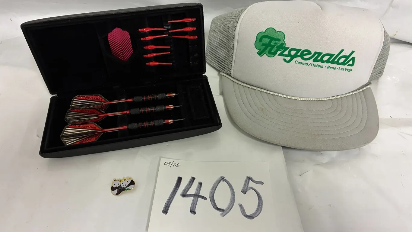 Darts & Case, Hat, Pin