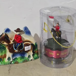 Hand painted RCMP Lovinbox & ceramic plaque