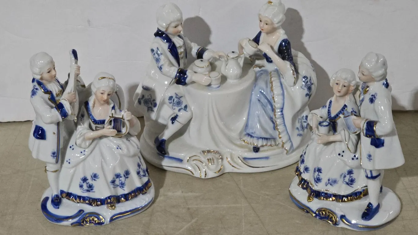 3 classic Victorian Porcelain figurines