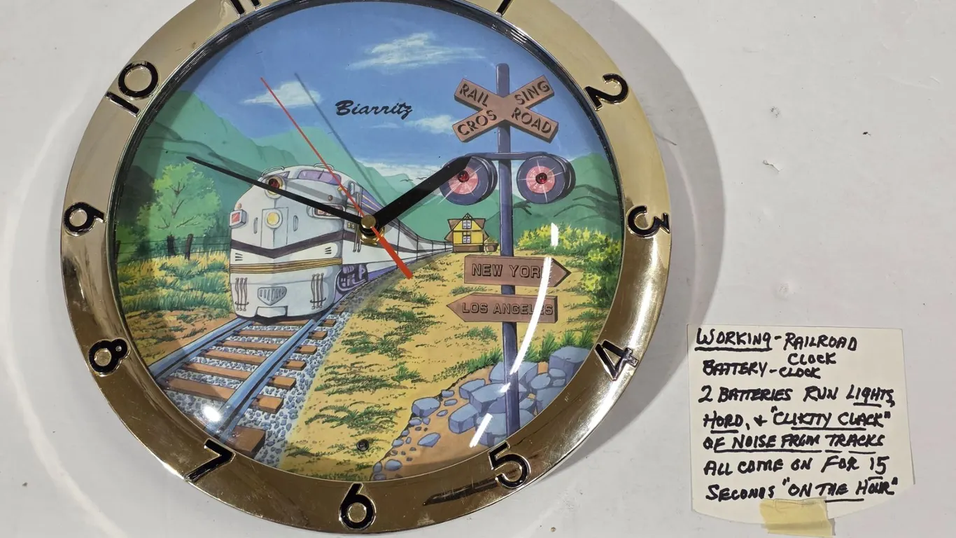 R.R. Clock w/ on-the-hour Crossing Signal Lights, Train Whistle, & Wheel Noises