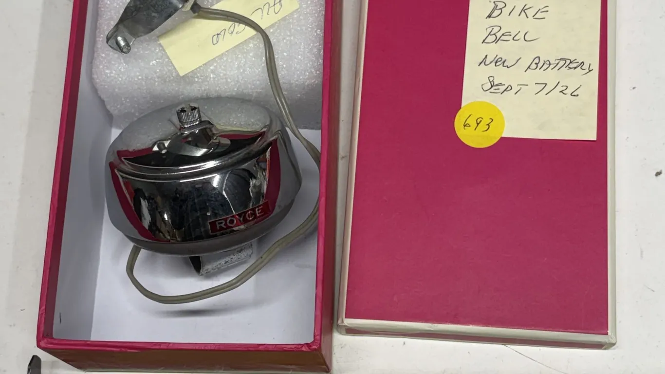 NEW Vintage Style Bike Bell w/ New Battery