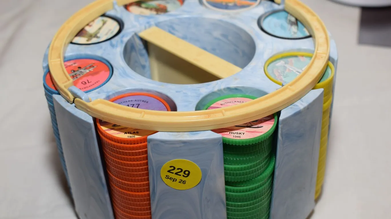 Jello Airplanes Coins & Carousel