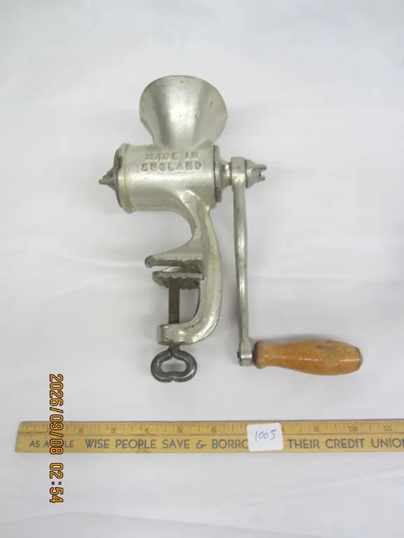1005. Antique Table Mount Meat Grinder Good Condition