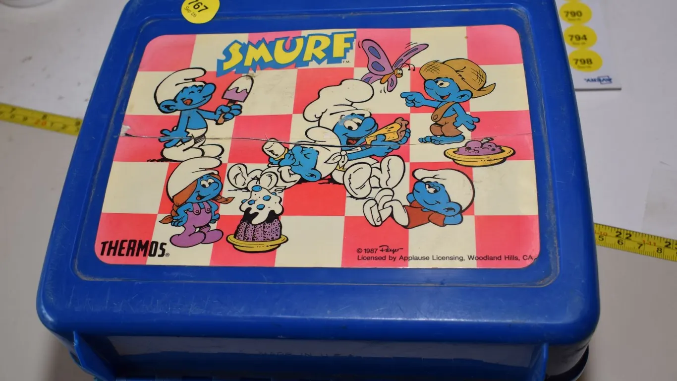 1987 Smurf Lunchbox