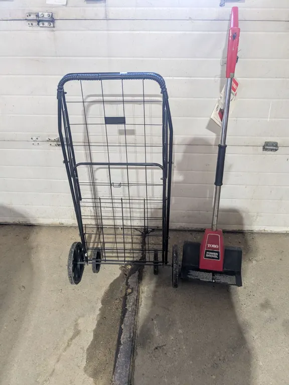 Easy Wheels Super Shopping Cart, Toro Power Shovel w/ Manual (For Repair or Parts)
