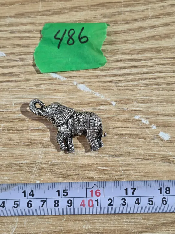 2'' Elephant Brooch