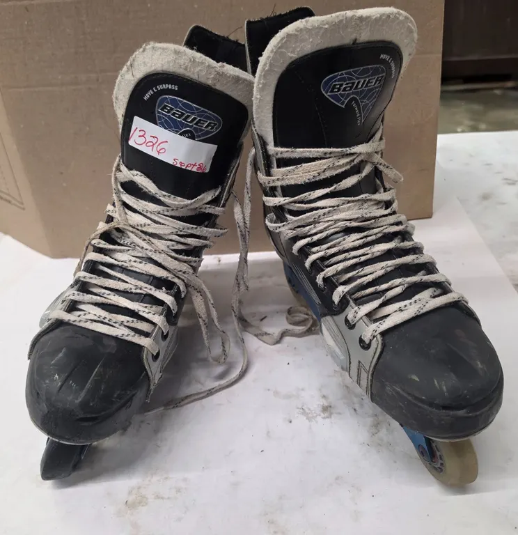 Bauer Vapor Roller Blades (Size 12)