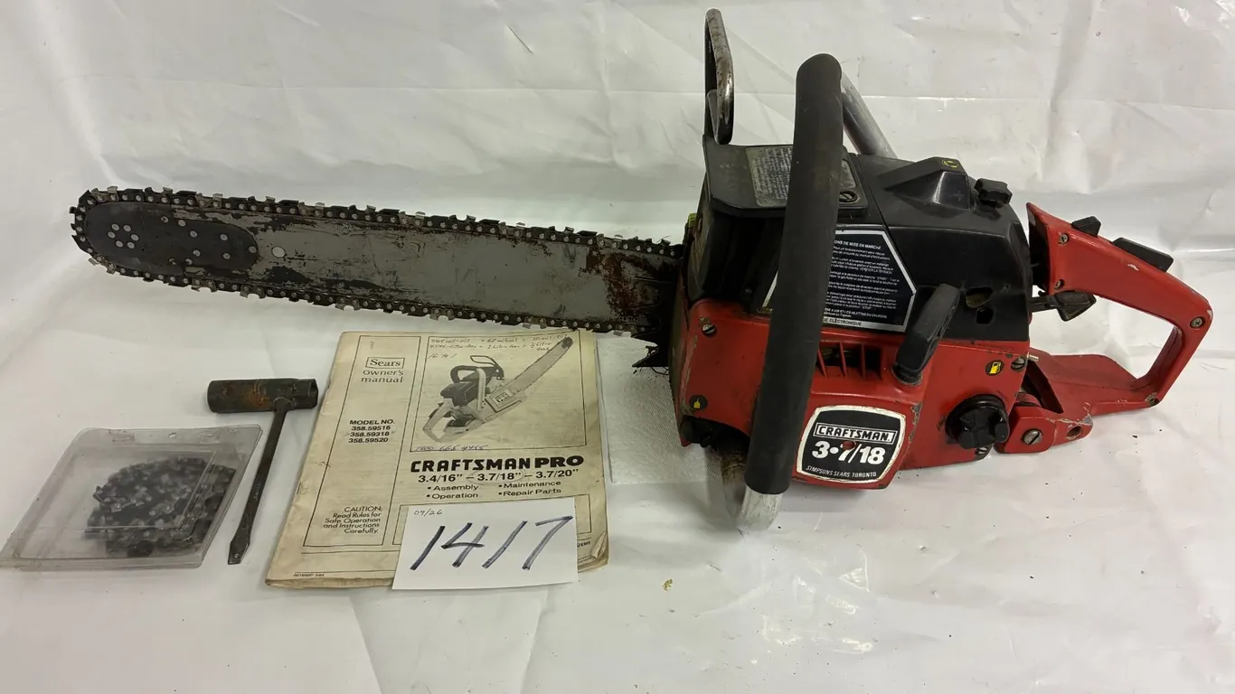3.7/18” Craftsman Chainsaw, Extra Chain