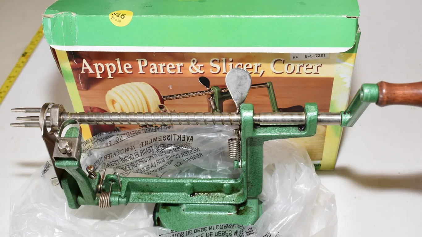 Vintage Apple Parer, Corer & Slicer