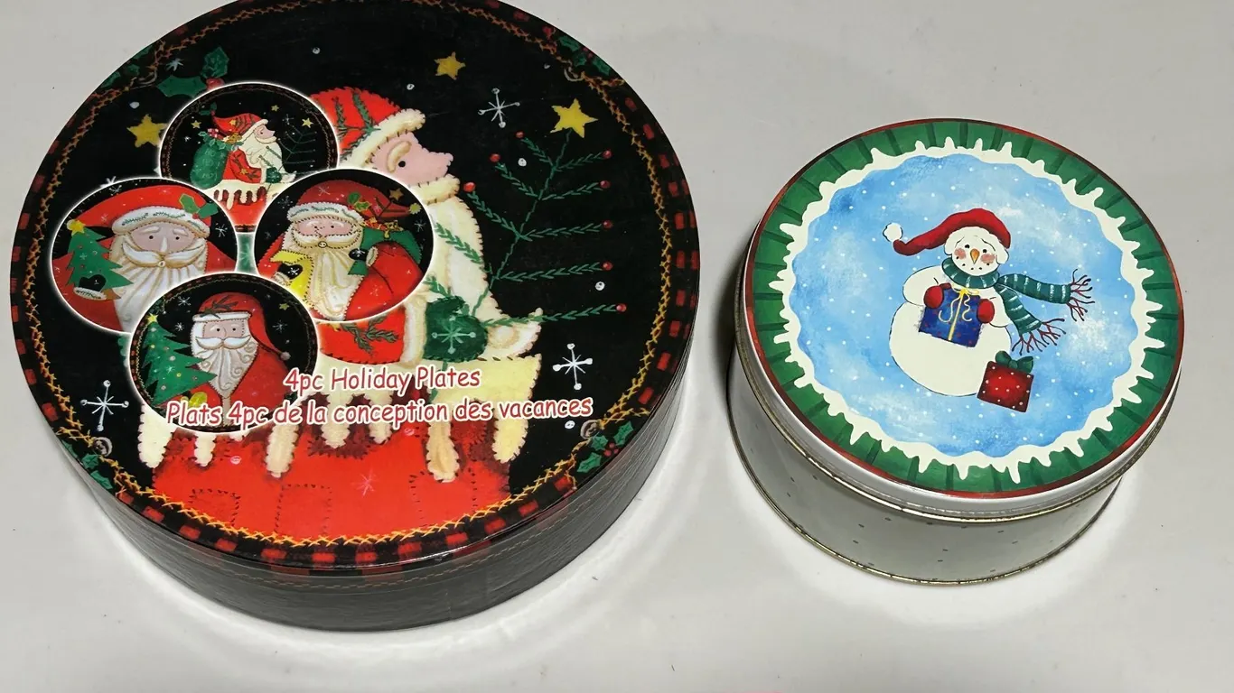 Christmas tin and set of Santa plates