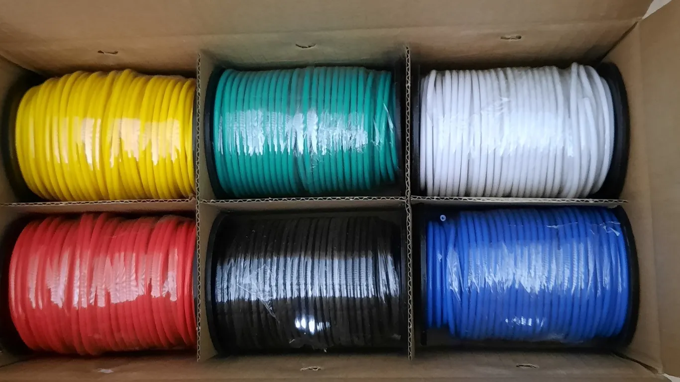 NEW Automotive Electrical Wire 600' 16 Gauge 6 Rolls @ 100' each