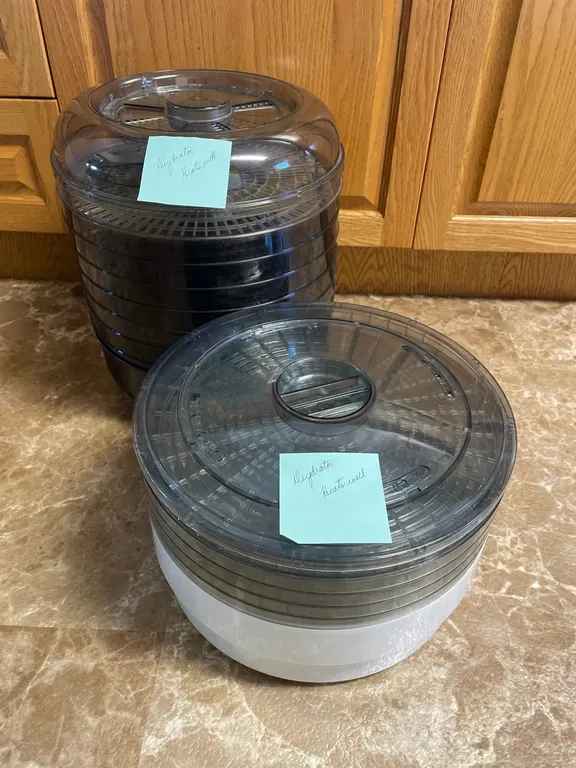 Meat dehydrator