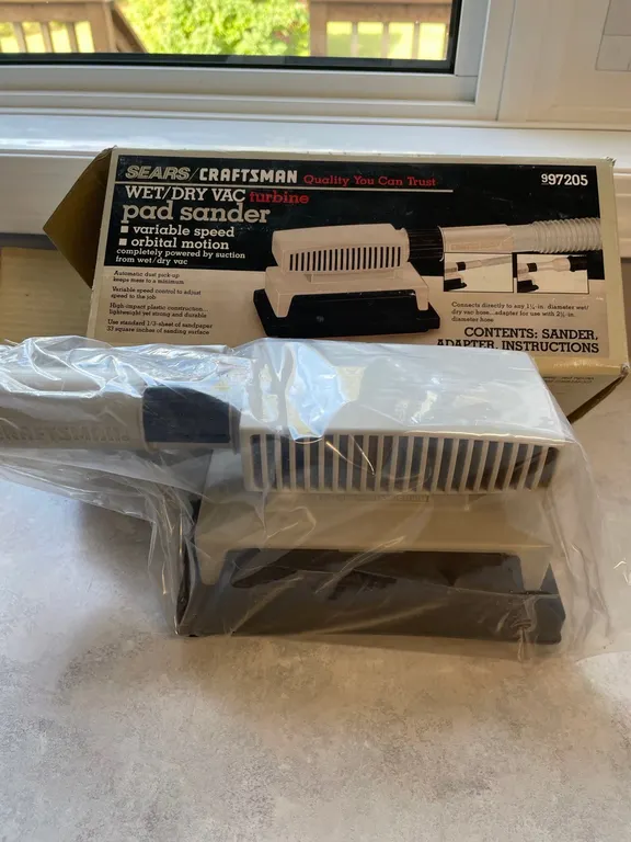 Wet/dry vac turbine pad sander