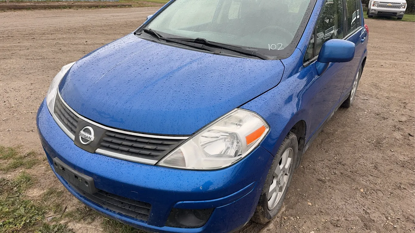 2007 Nissan Versa Hatchback Car *Unreserved*
