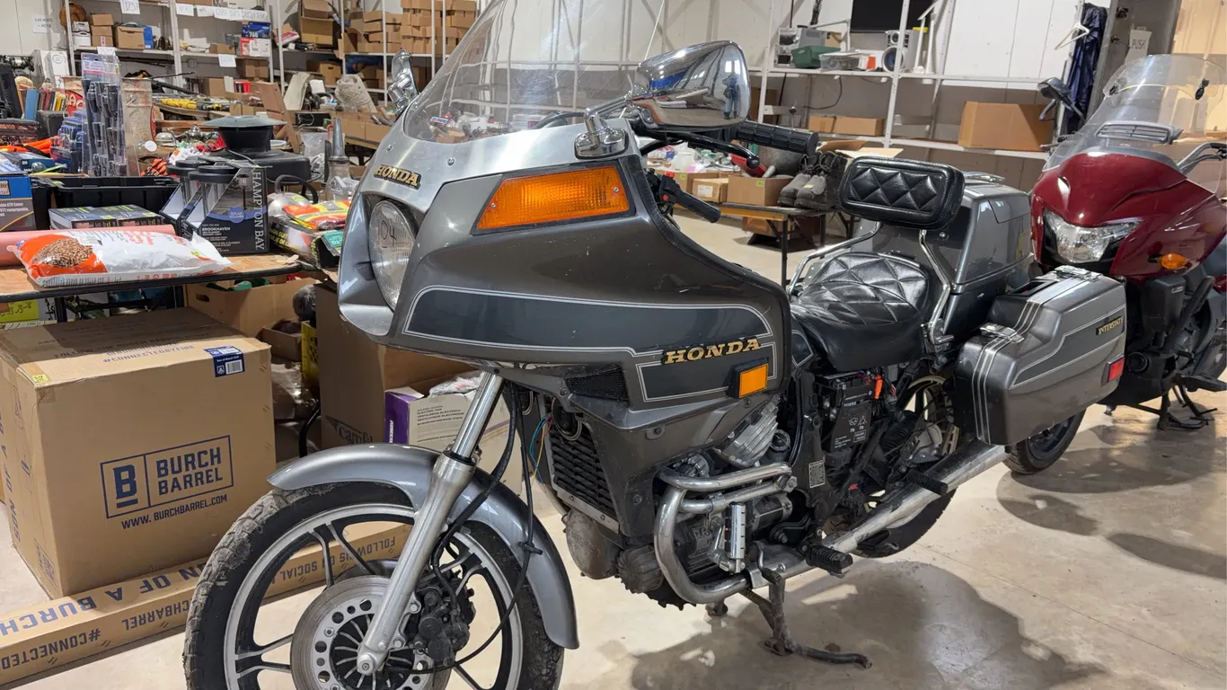 1983 Honda Silver wing GL350 CC Motorcycle *Unreserved*