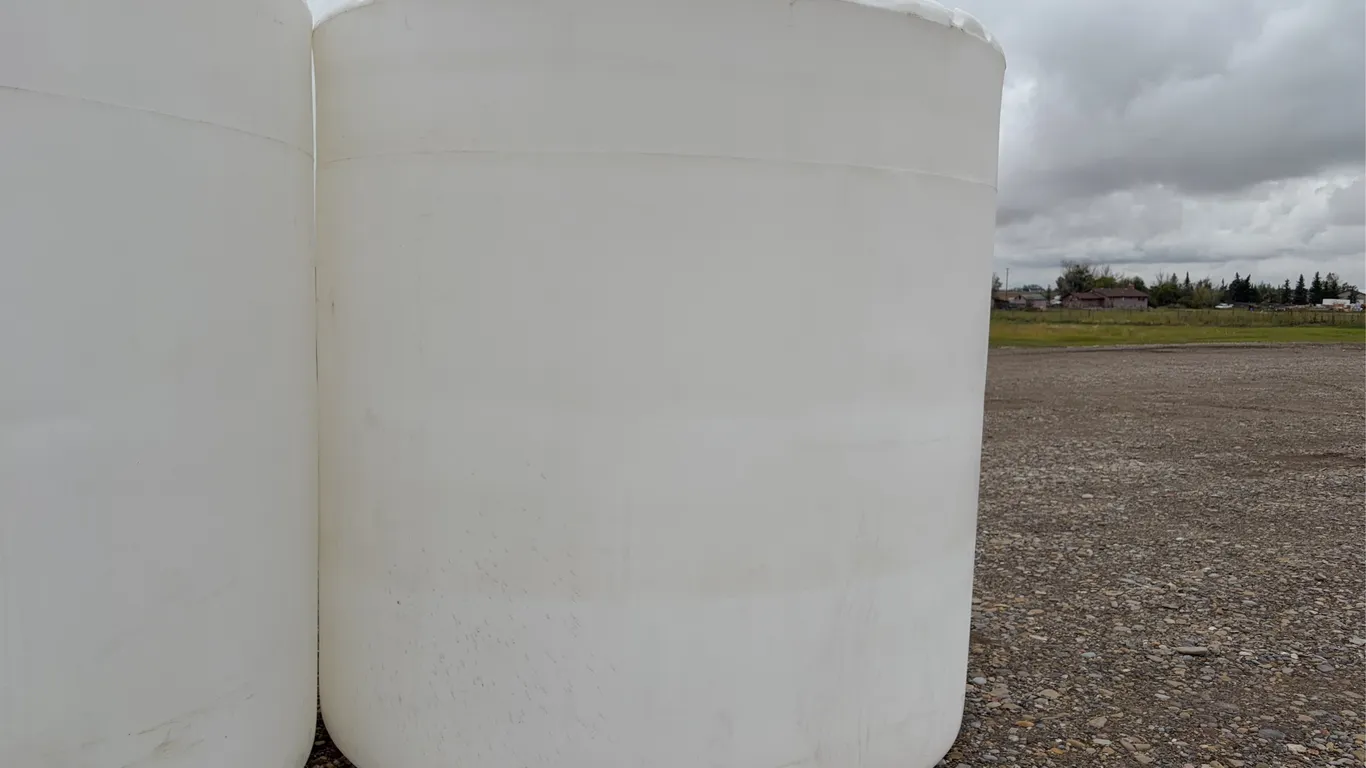 2500 Gallon / 10,000L Plastic Storage Tank