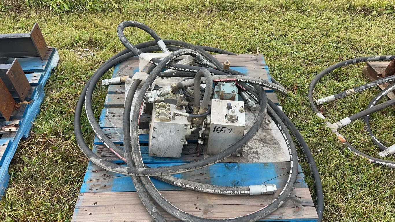 2 - Hydraulic Powerpacks & hoses, *Unreserved*