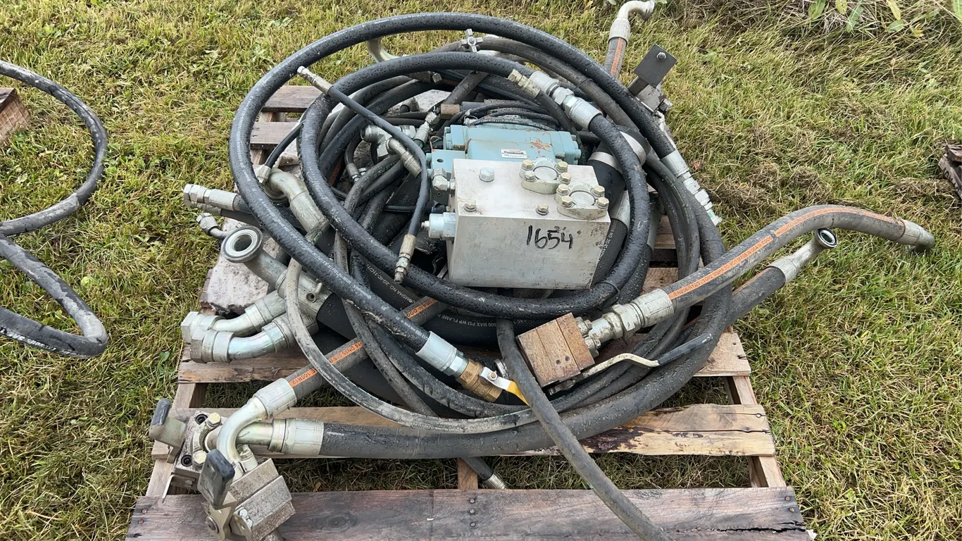 Hydraulic Power Pack w/ assorted hose, 2", *Unreserved*