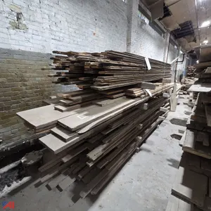 Salvaged & Re-Sawn Reclaimed Antique Barn Wood Planks & Boards