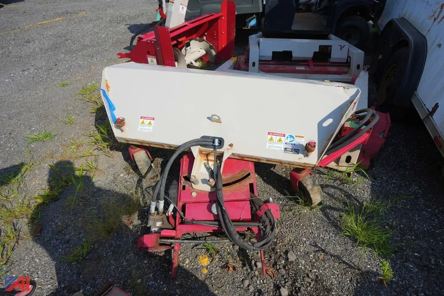 Ventrac #HB580 Hydraulic Broom Attachment